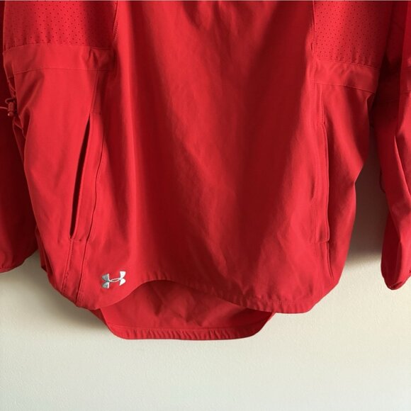 Under Armour HeatGear Women M Red Loose Hooded Squad Woven 1/2 Zip Jacket - Picture 2 of 12